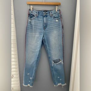 Abercrombie & Fitch Annie High Rise Girlfriend Jeans